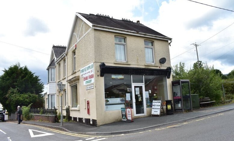 23 Heol Y Meinciau, Llanelli for sale Primary Photo- Image 1 of 1