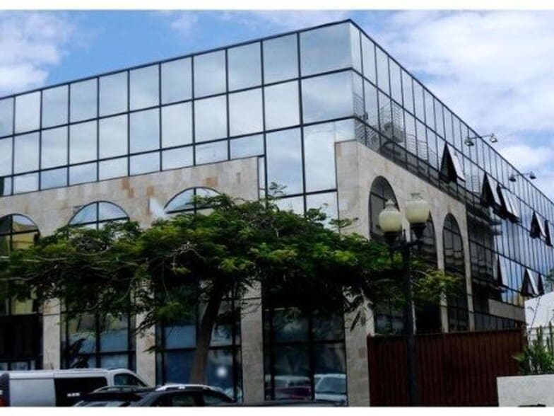 Calle Doctor José Guerra Navarro, 6, Las Palmas de Gran Canaria, Las Palmas for sale - Building Photo - Image 2 of 56