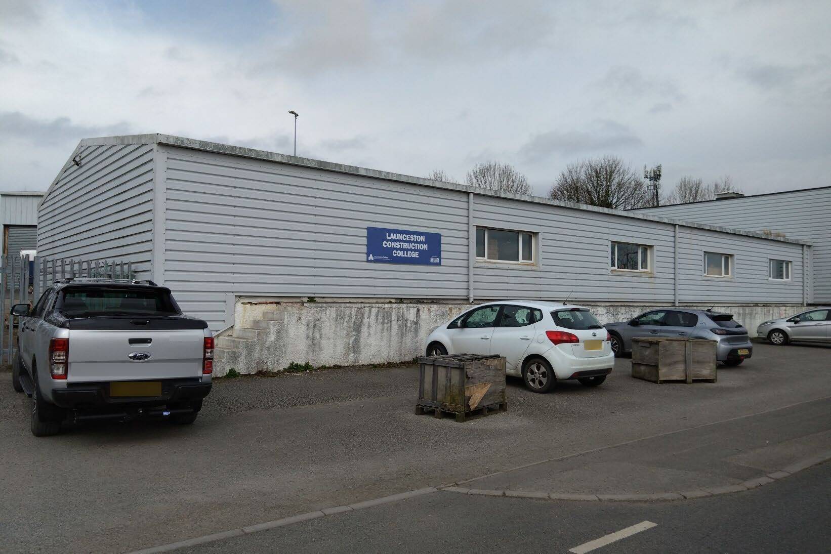 Quarry Cres, Launceston to rent Building Photo- Image 1 of 2