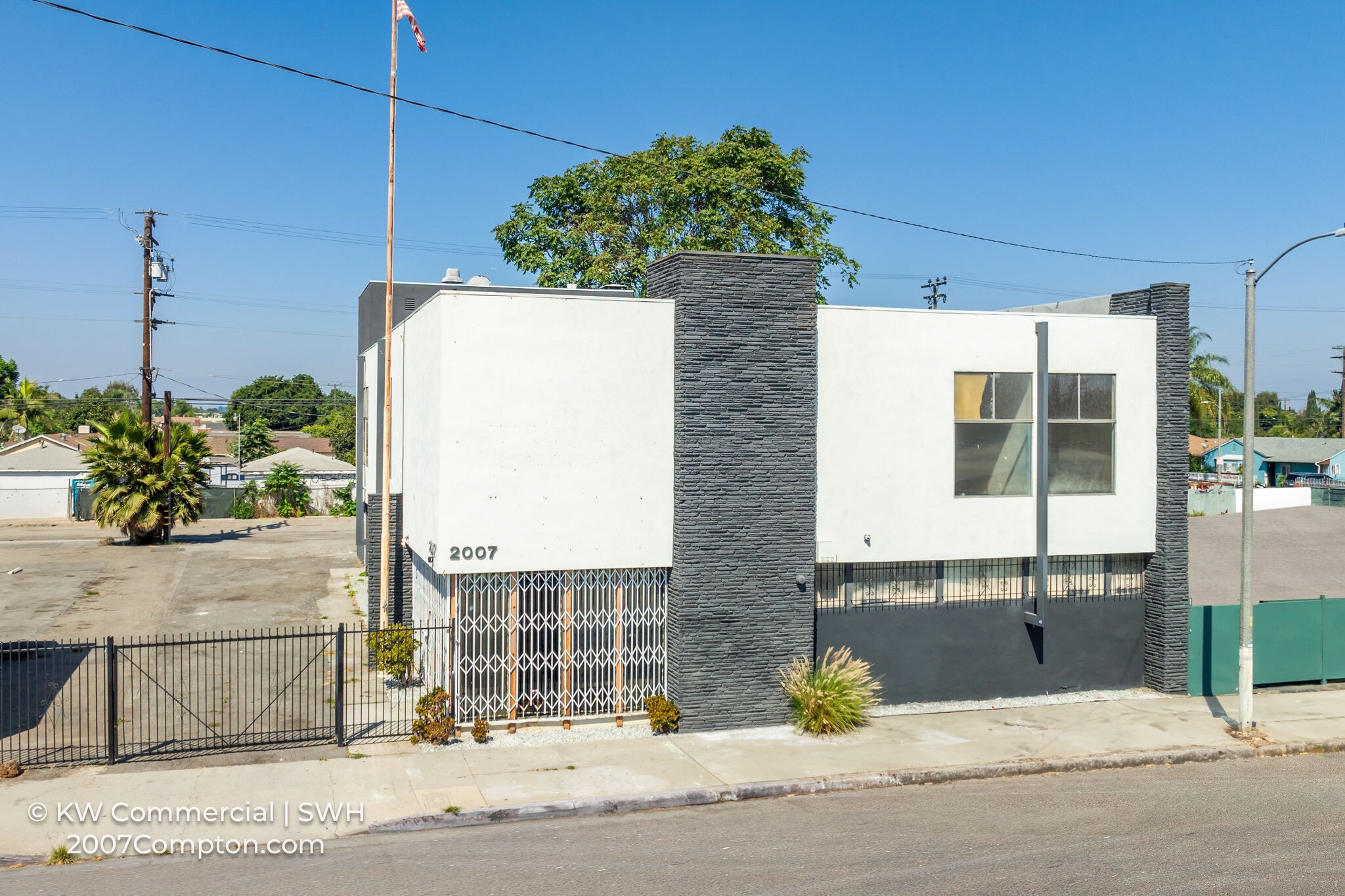 2007 E Compton Blvd, Compton, CA for sale Building Photo- Image 1 of 1