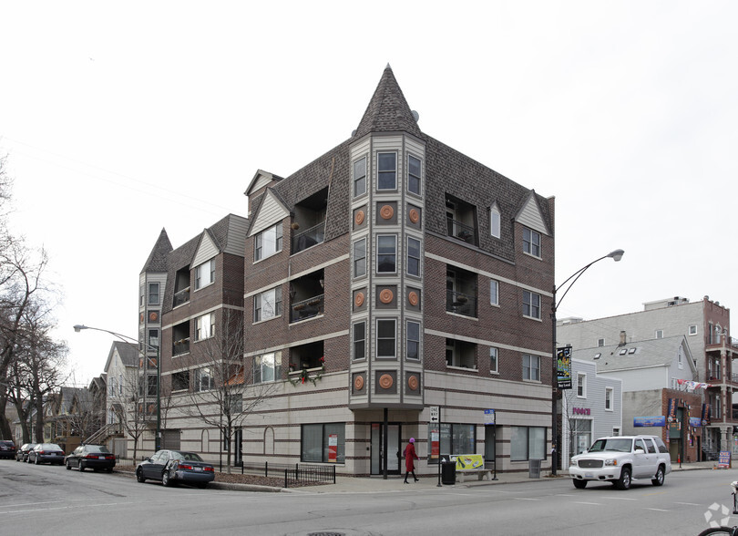 2301-3 W Belmont Ave, Chicago, IL for rent - Building Photo - Image 2 of 5