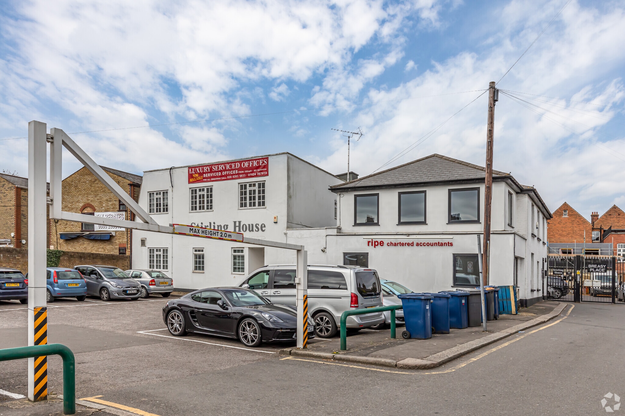 Breasy Pl, London to rent Building Photo- Image 1 of 12