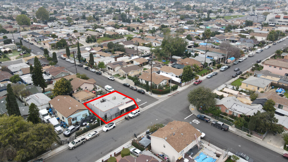 501 S Fetterly Ave, East Los Angeles, CA for sale - Building Photo - Image 1 of 2