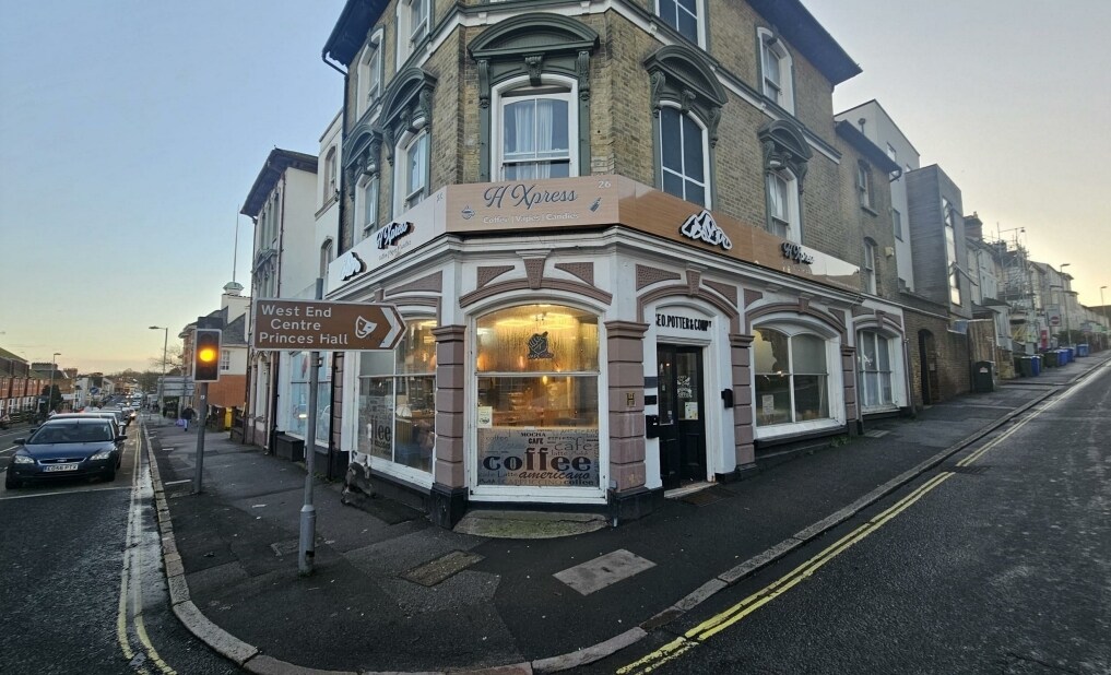 26-28 Grosvenor Rd, Aldershot to rent Primary Photo- Image 1 of 3