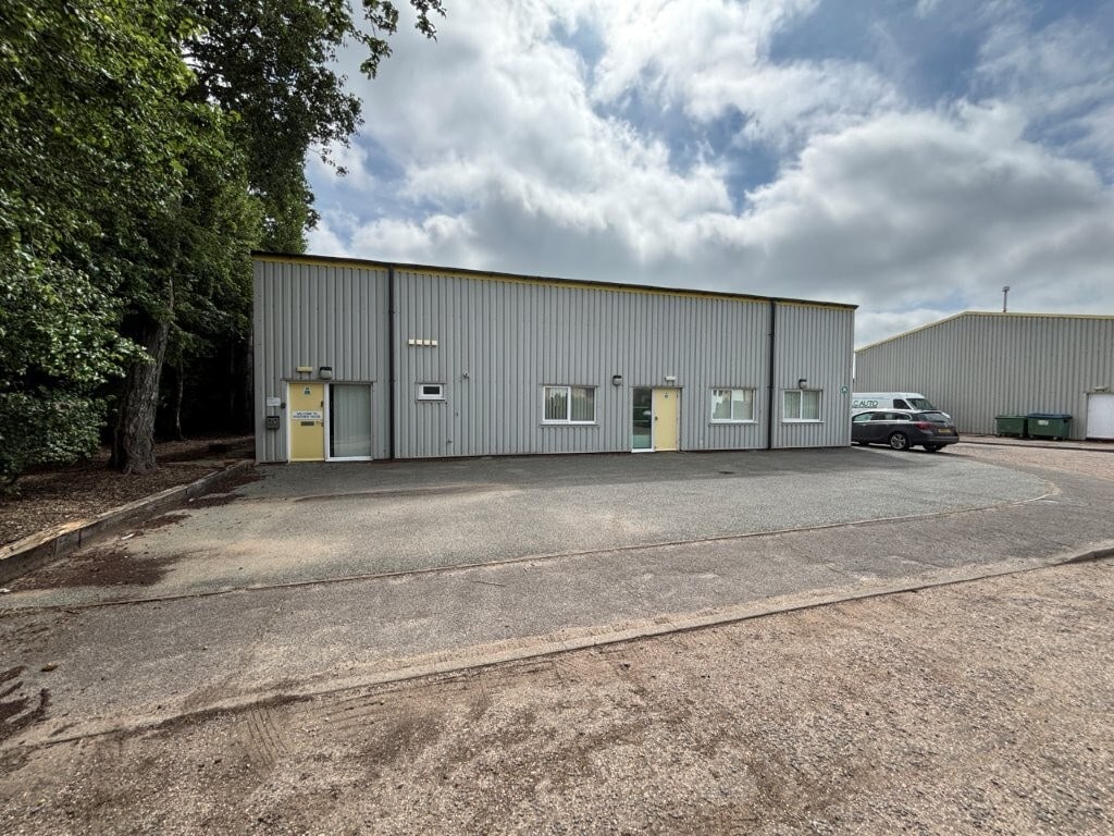 8 Riverside Vw, Wickham Market to rent Building Photo- Image 1 of 5