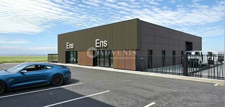 Vente Local d'activités 170 m² à 639 m² - Photo 1