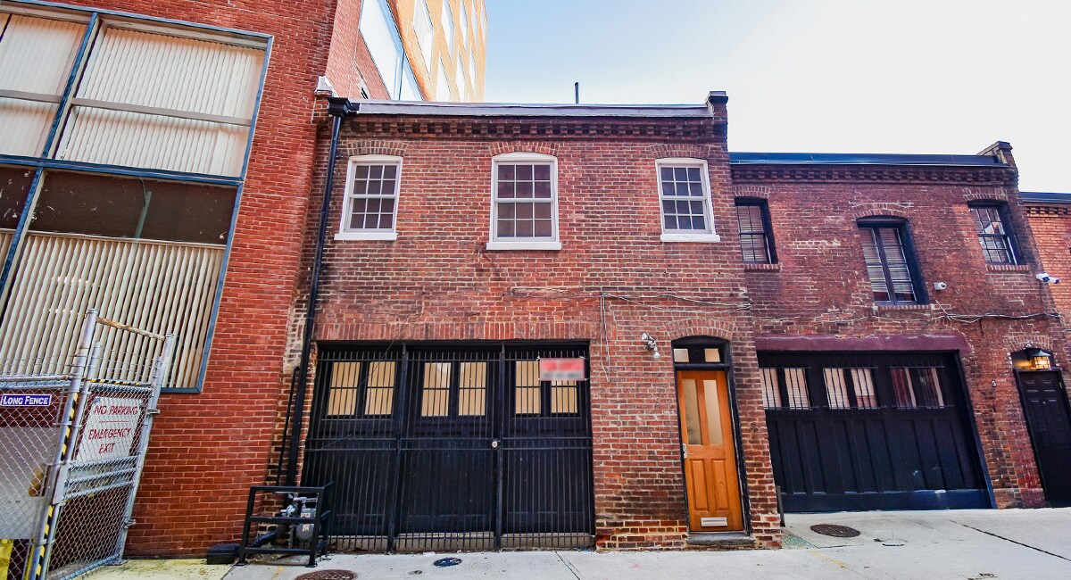 9 Saint Matthews Ct NW, Washington, DC for sale Building Photo- Image 1 of 1