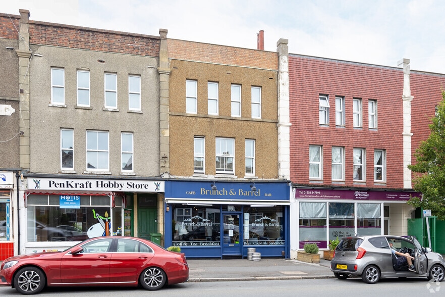 302 Cheriton Rd, Folkestone to rent - Building Photo - Image 2 of 8
