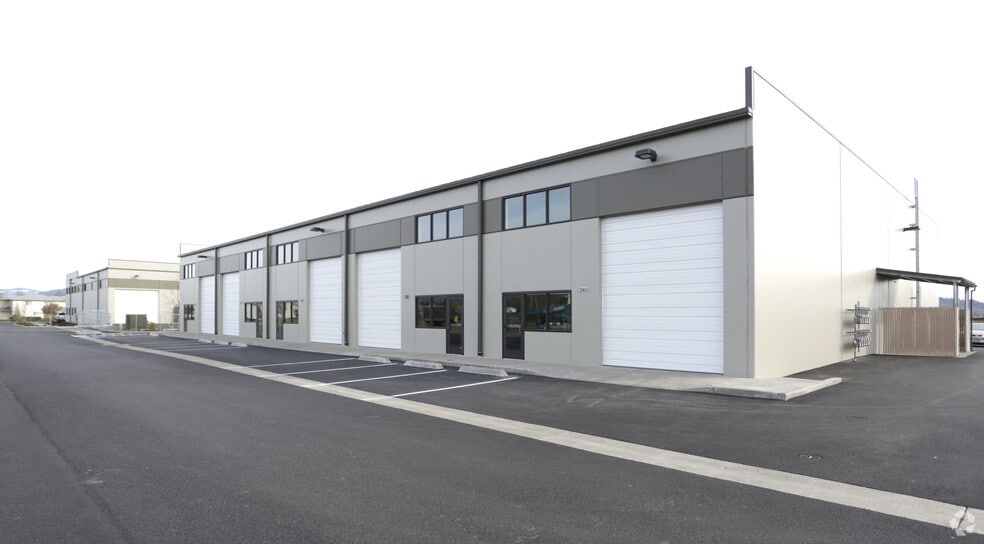 630 30th St, Springfield, OR to rent - Building Photo - Image 3 of 4