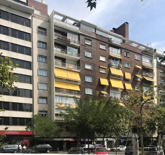 Residential in Madrid, MAD for sale - Building Photo - Image 1 of 1