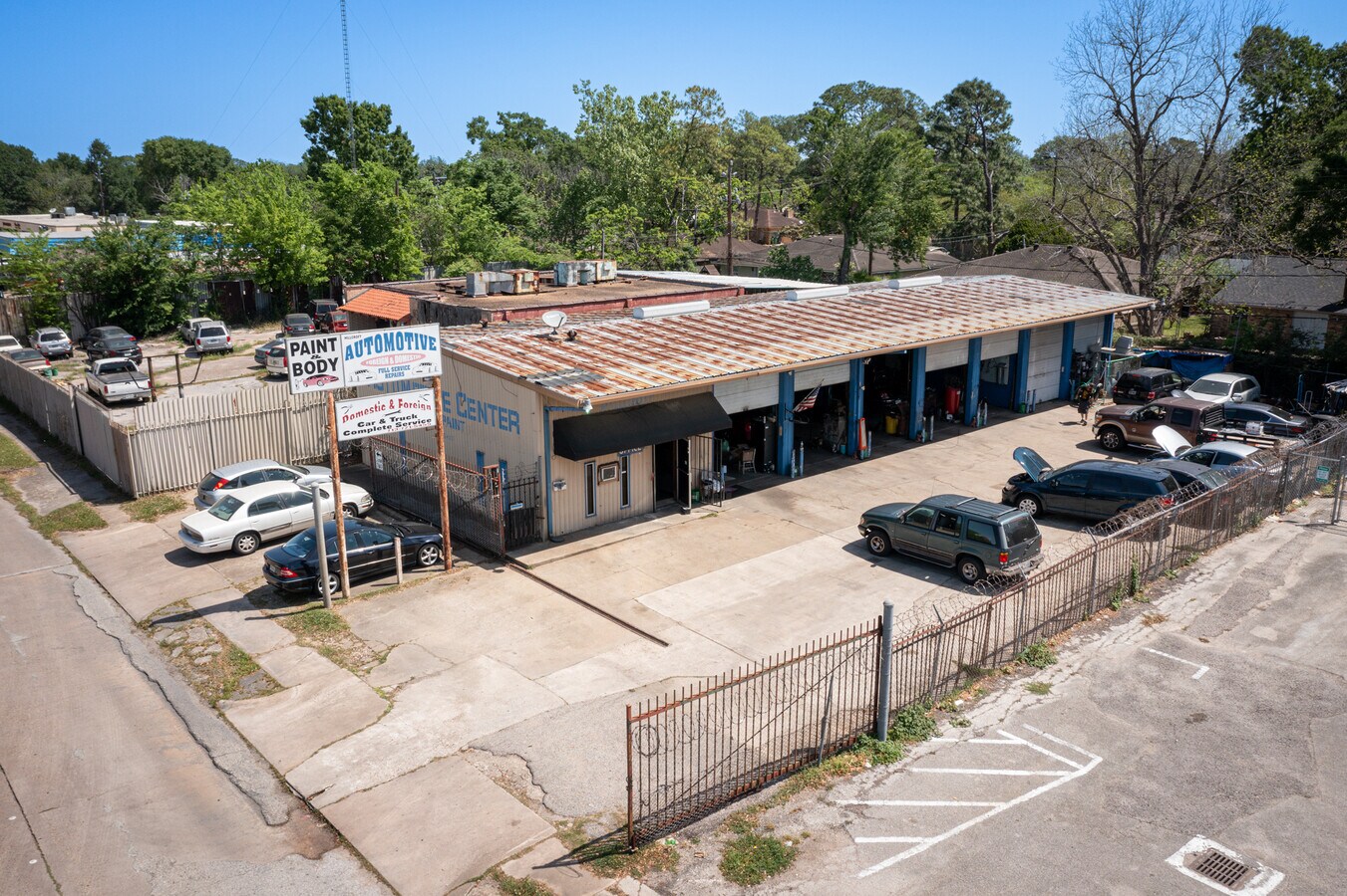 12413 Hillcroft St, Houston 77035 UK