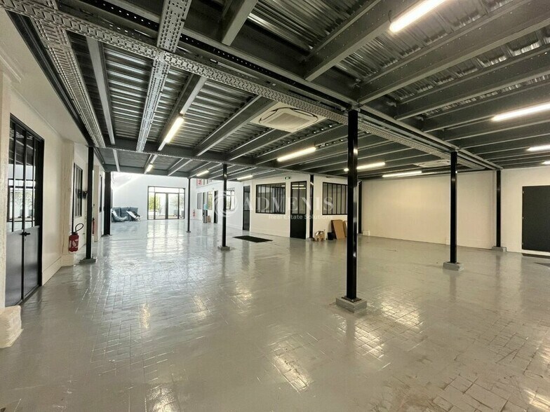 27 Bis Rue Henry Litolff, Bois-Colombes to rent - Building Photo - Image 3 of 10