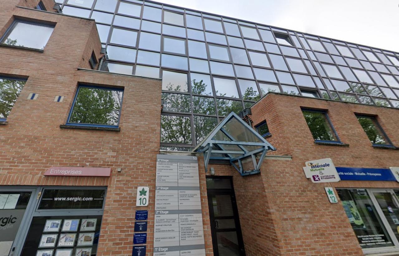 Office in Évry-Courcouronnes for sale Building Photo- Image 1 of 3