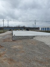 124-126 Industrial Park Rd, Sweetwater, TN for sale Construction Photo- Image 1 of 1