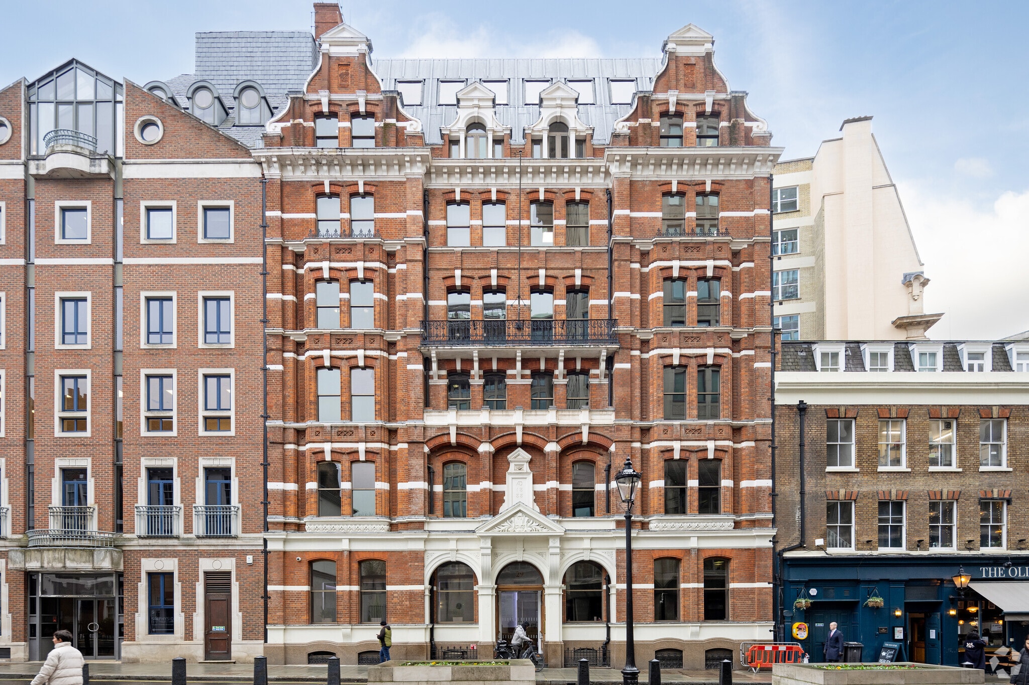 29 Queen Annes Gate, London for sale Primary Photo- Image 1 of 1