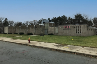 5861 John C Lodge Fwy, Detroit, MI for sale Primary Photo- Image 1 of 10