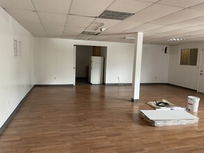 85-993 Farrington Hwy, Waianae, HI to rent Interior Photo- Image 2 of 3