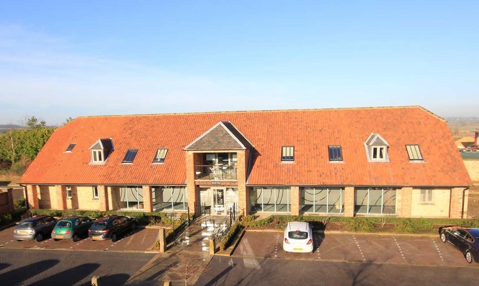 Alderton Rd, Paulerspury to rent - Primary Photo - Image 1 of 1