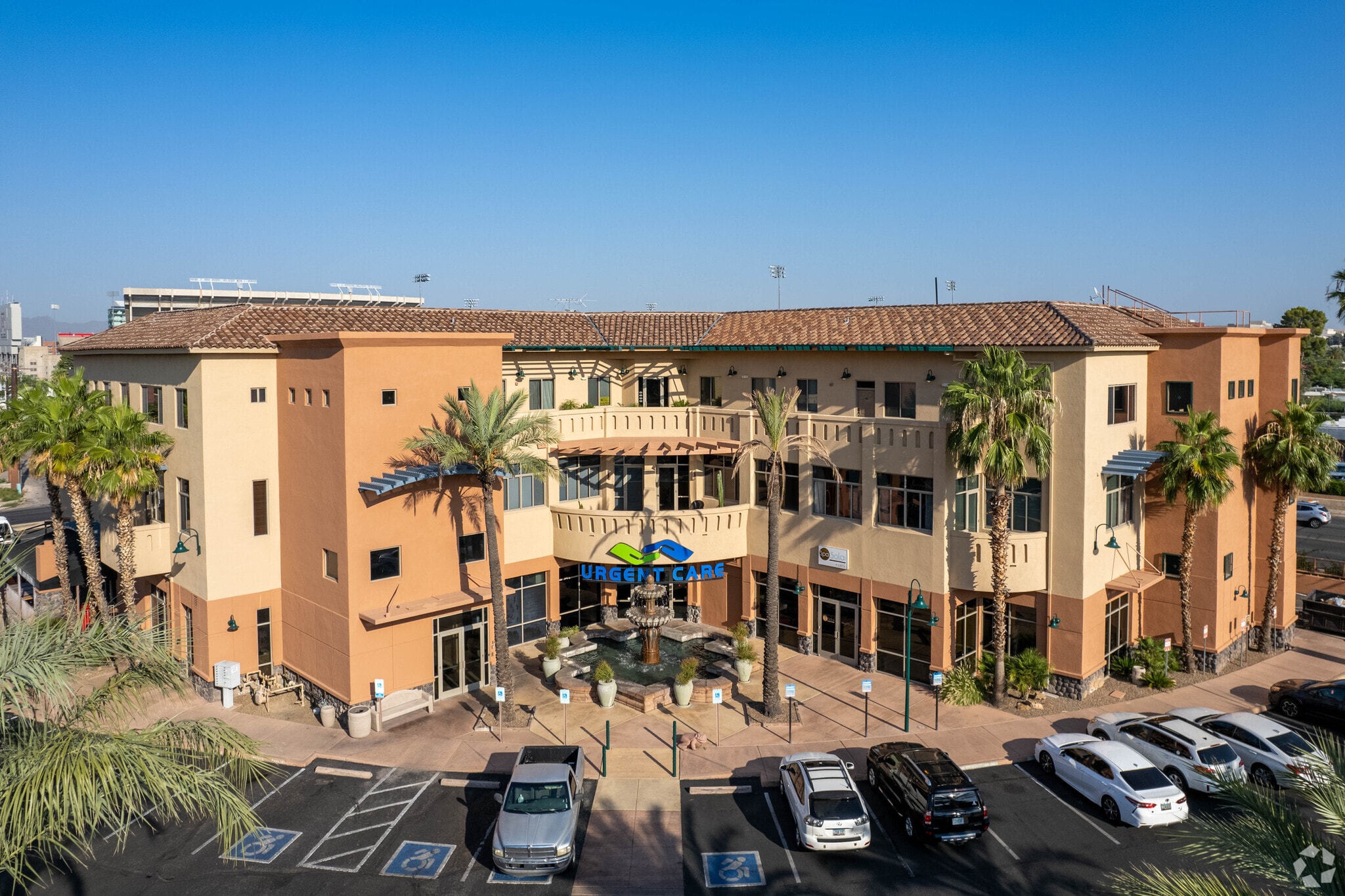 446 N Campbell Ave, Tucson, AZ to rent Primary Photo- Image 1 of 8