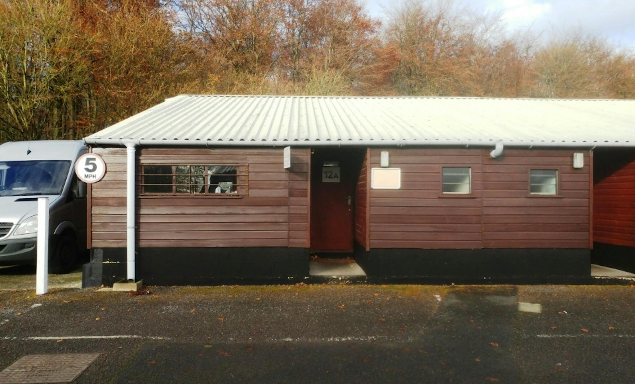 Rownest Wood Ln, Winchester to rent Building Photo- Image 1 of 3