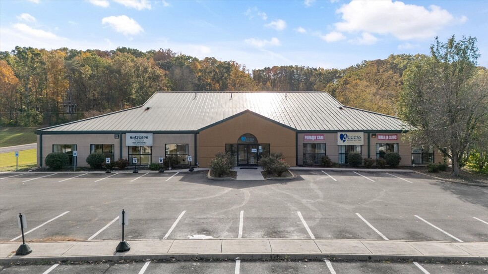 4233 Highway 411, Madisonville, TN for sale - Building Photo - Image 1 of 1