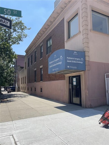 984 50th St, Brooklyn, NY for sale - Building Photo - Image 2 of 5