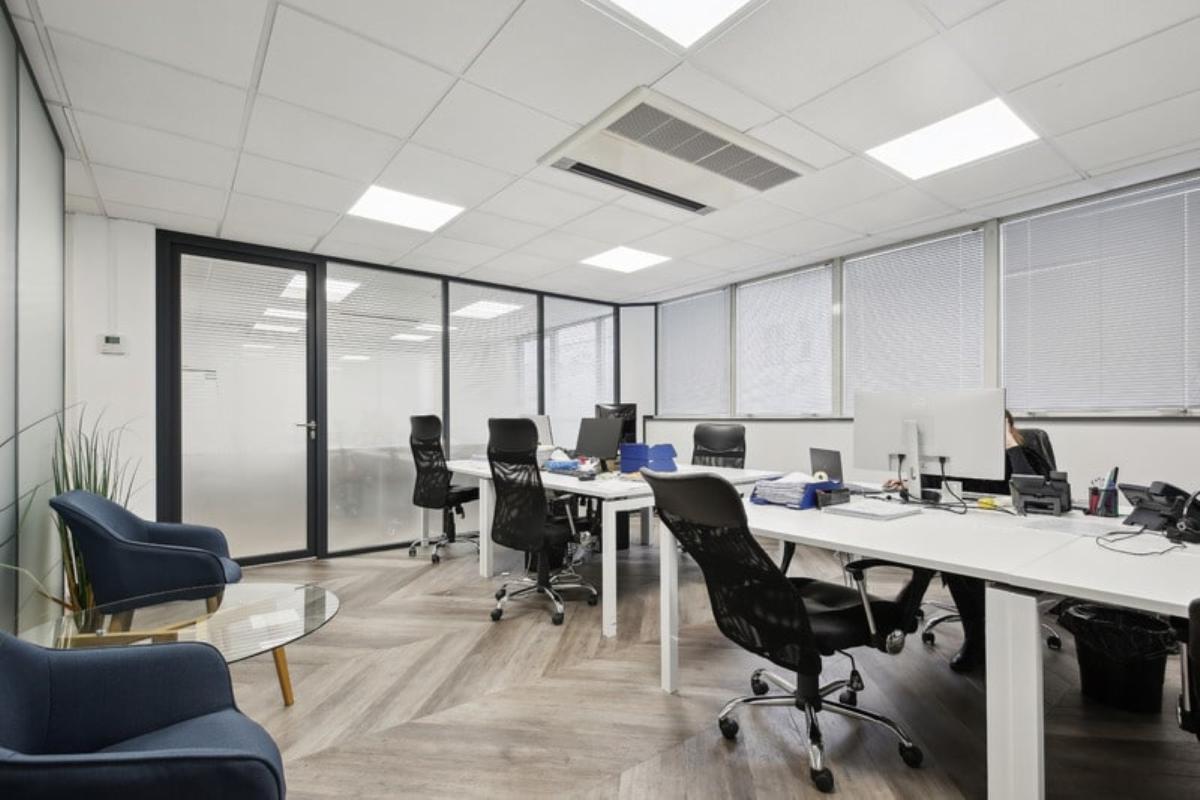 123-125 Rue Victor Hugo, Levallois-Perret to rent Interior Photo- Image 1 of 6