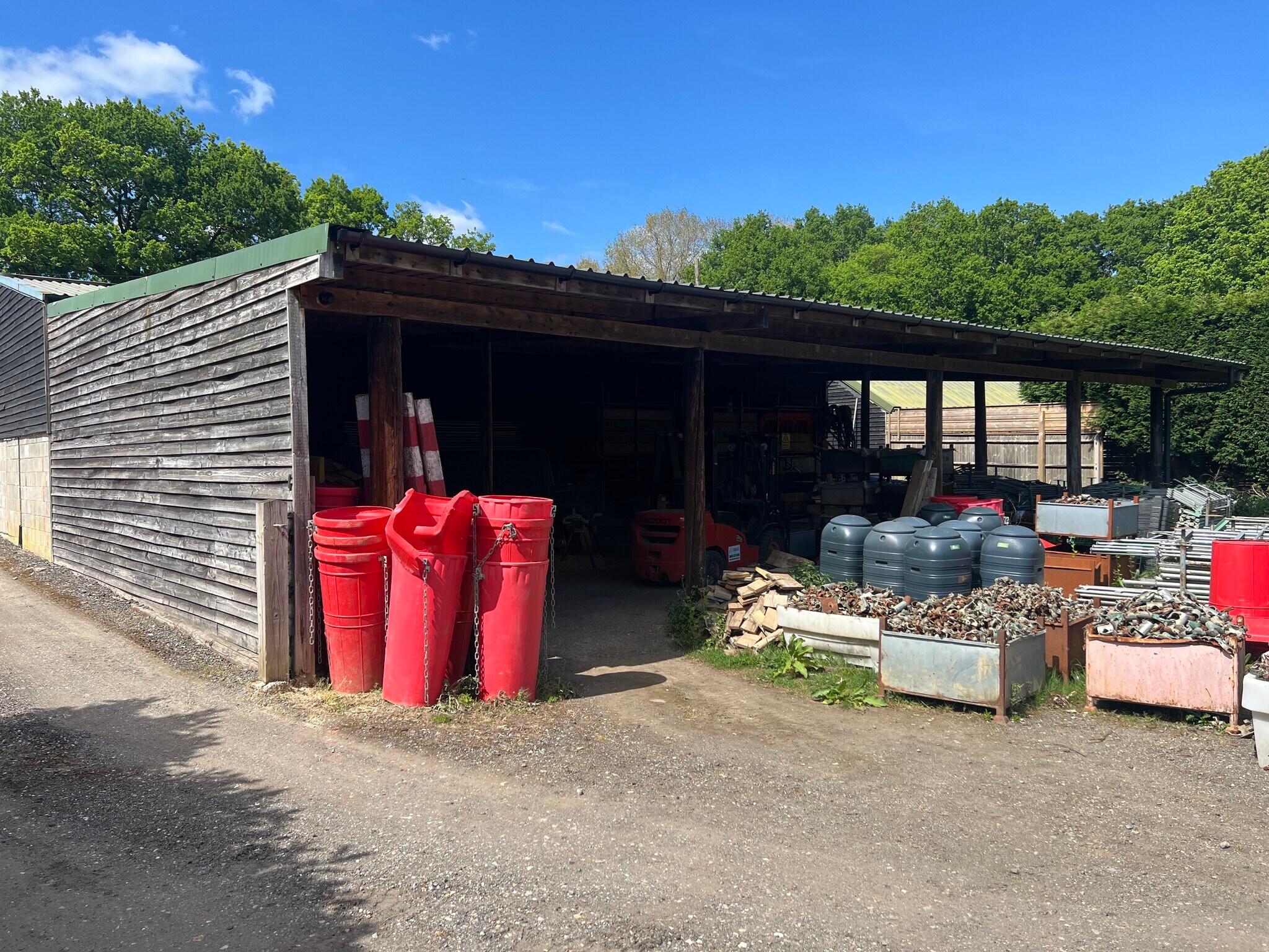 Dorking Rd, Horsham for sale Primary Photo- Image 1 of 1
