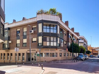 More details for Calle Jardín, 28, San Fernando de Henares - Retail to Rent
