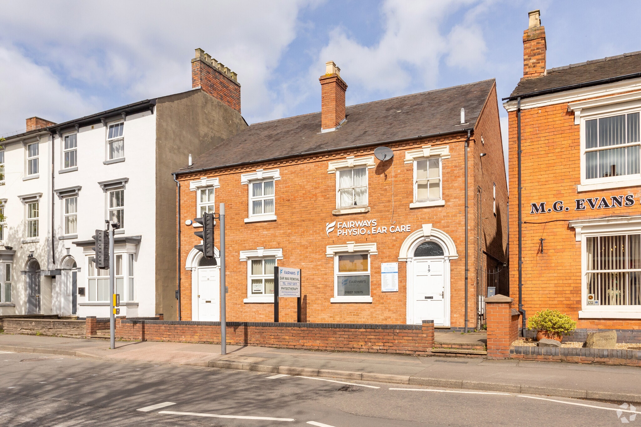 18-19 Albert Rd, Tamworth to rent Primary Photo- Image 1 of 10