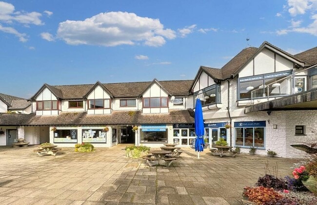 More details for 46-52 Red Lion Yard, Okehampton - Retail to Rent