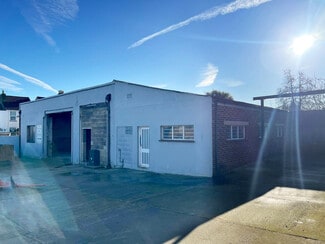 More details for 40-42 Napier Rd, Gillingham - Industrial for Sale