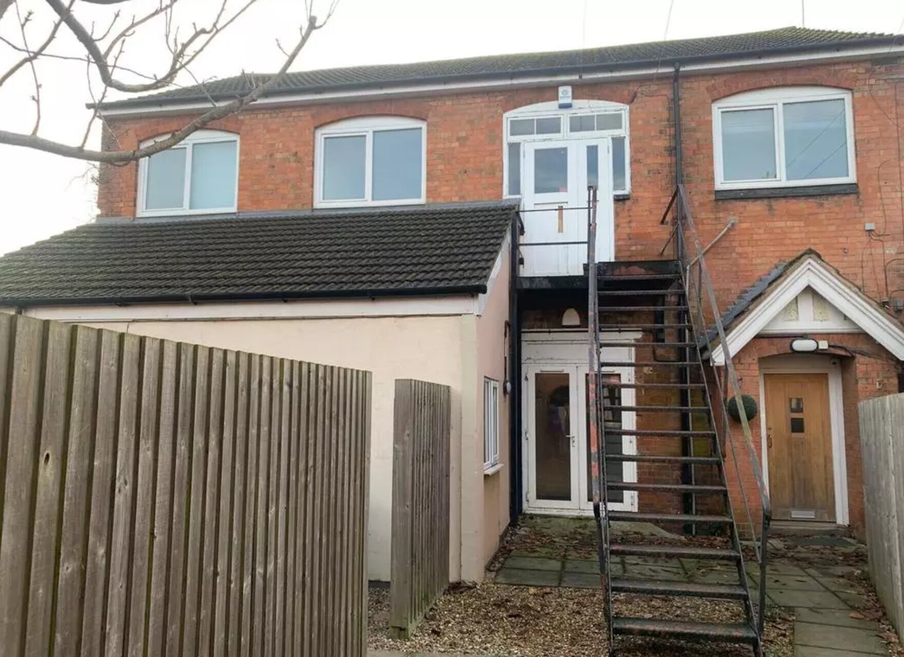 12A Swan St, Sileby to rent Primary Photo- Image 1 of 17