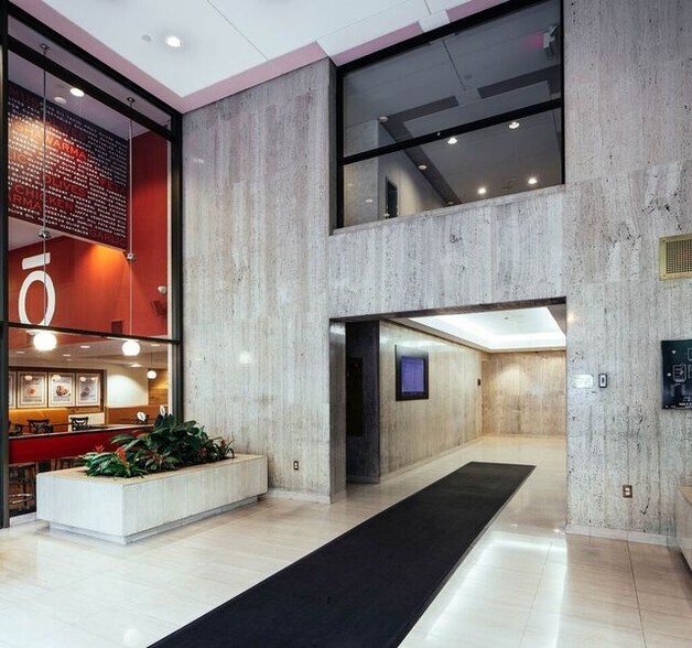 1629 K St NW, Washington, DC to rent - Interior Photo - Image 2 of 6