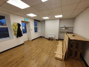 16-18 Cloth Hall St, Huddersfield to rent Interior Photo- Image 1 of 2