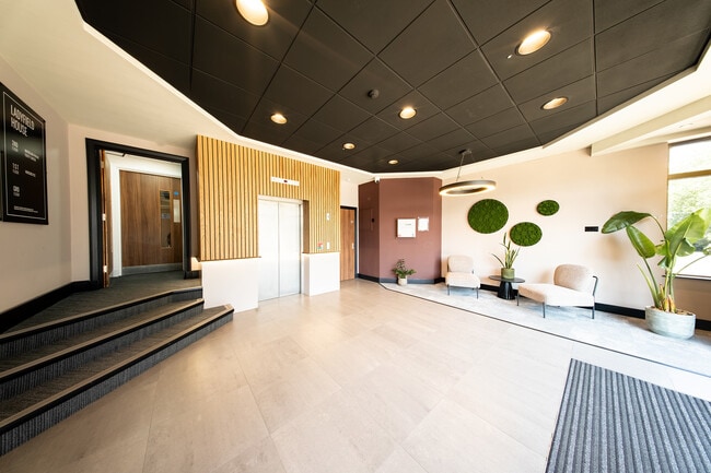 More details for Station Rd, Wilmslow - Office to Rent
