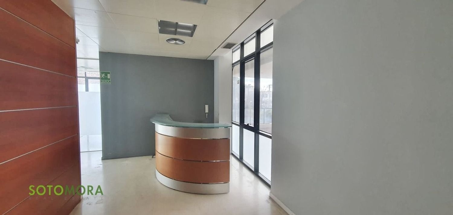 Office in Madrid, Madrid to rent Interior Photo- Image 1 of 25