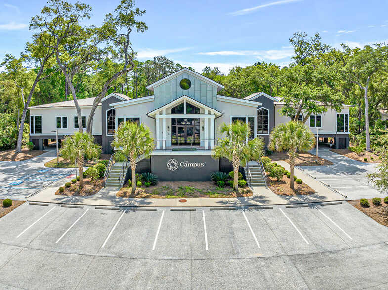 10 Park Ln, Hilton Head Island, SC for sale - Building Photo - Image 1 of 58