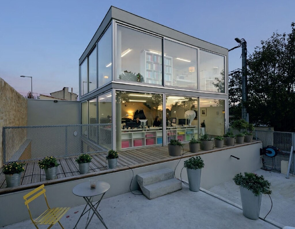 Location Bureaux 120 m² - Photo 1
