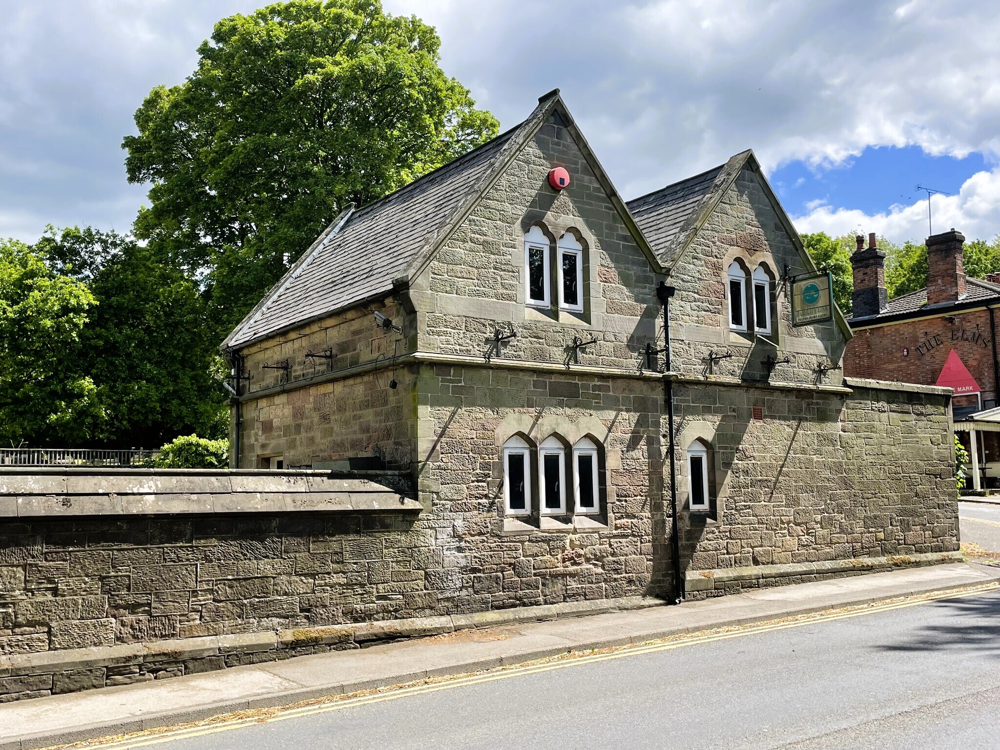 Elms Lodge, Stapenhill Road, Burton On Trent to rent Primary Photo- Image 1 of 2