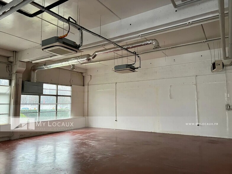 Light Industrial in Gennevilliers to rent - Interior Photo - Image 3 of 7