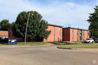 2301 NW 18th St, Oklahoma City, OK for sale Primary Photo- Image 1 of 3