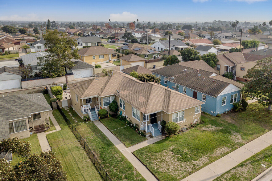 12118 S Broadway, Los Angeles, CA for sale - Building Photo - Image 1 of 1