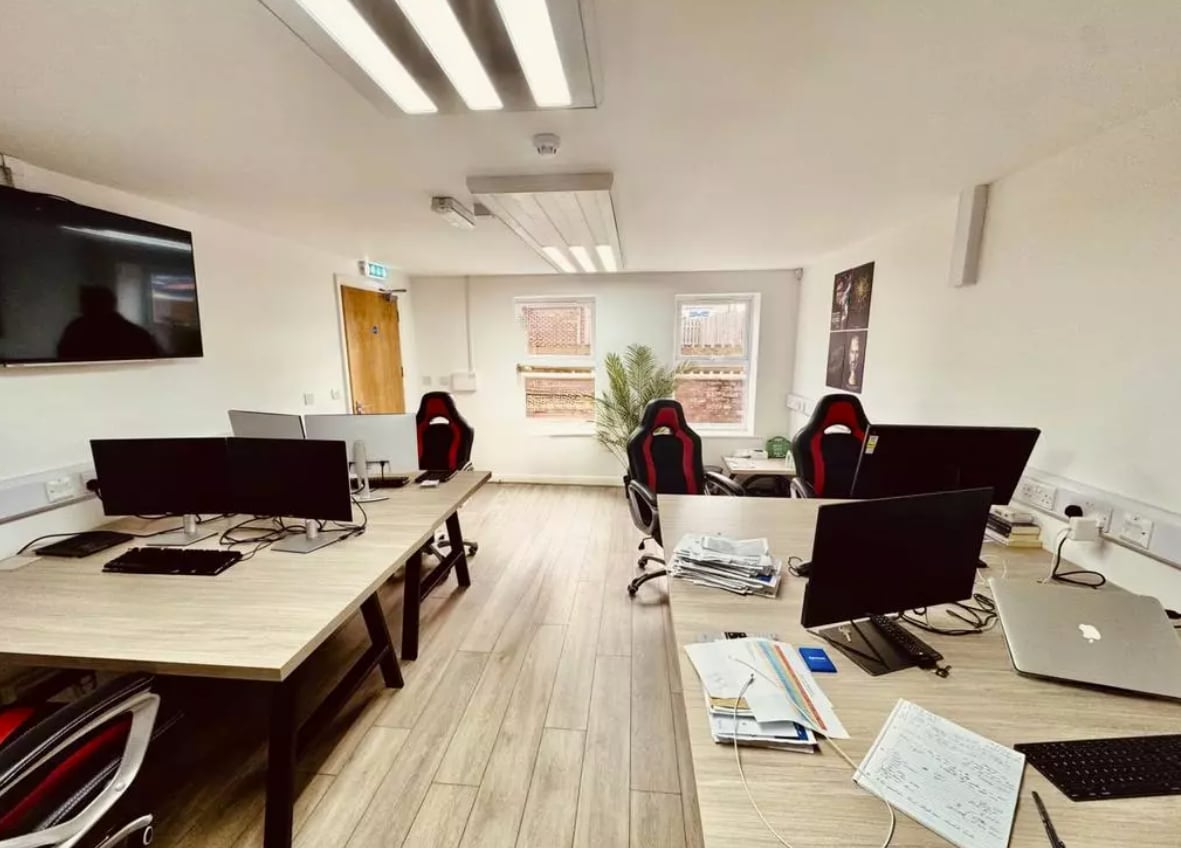 549-559 Liverpool Rd, Manchester to rent Interior Photo- Image 1 of 3