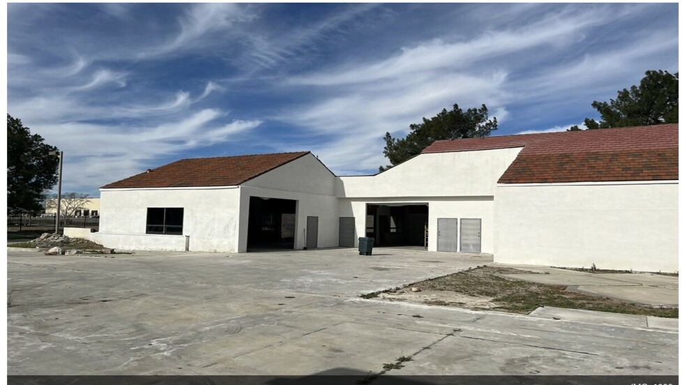 4130 Hallmark Pky, San Bernardino, CA for rent - Building Photo - Image 1 of 4