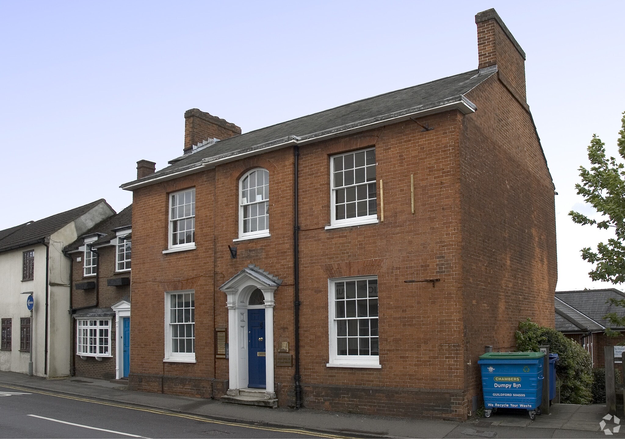 29 East St, Farnham for sale Primary Photo- Image 1 of 1