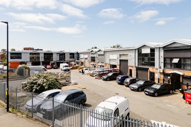More details for Bridge Rd, Southall - Industrial to Rent