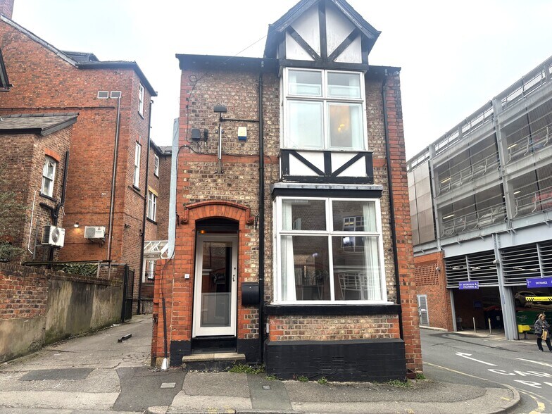 28 High St, Altrincham for sale - Building Photo - Image 1 of 1