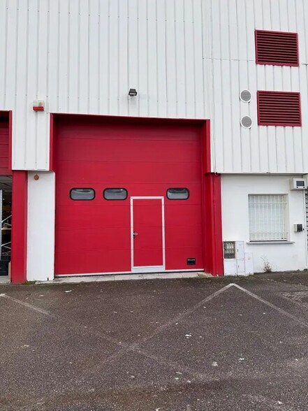 Office in Maxéville to rent - Building Photo - Image 1 of 6