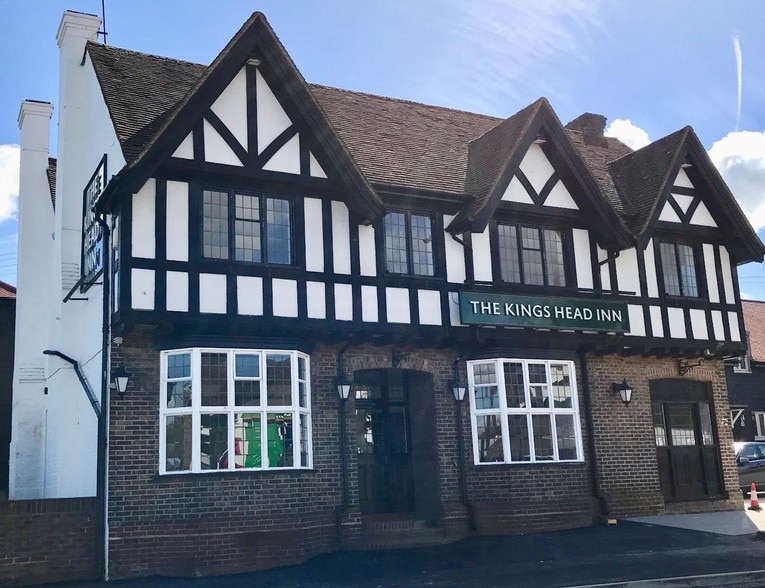 East Grinstead Rd, Lewes to rent - Primary Photo - Image 1 of 1